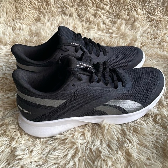 Woman’s Reebok Runners - Picture 5 of 5